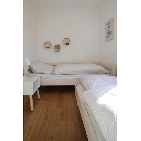 Zur Hanse 1 1 * Zingst