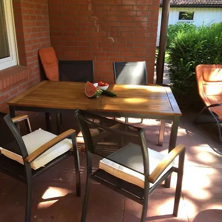 Zur Hanse 1 1 * Zingst